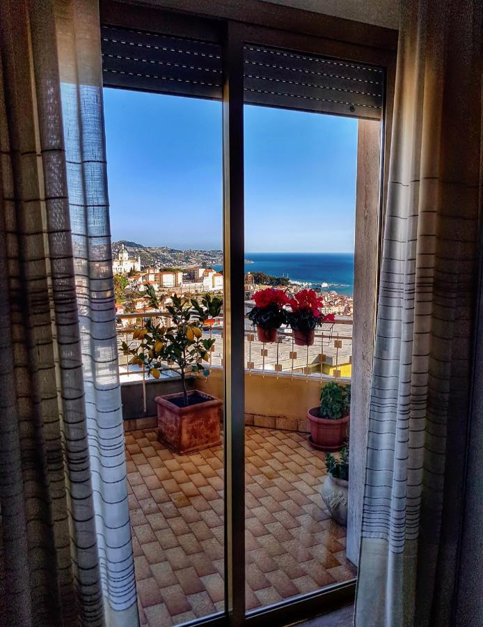 Il Paradiso Del Relax Private Room With Bathroom Parking San Remo Exterior foto