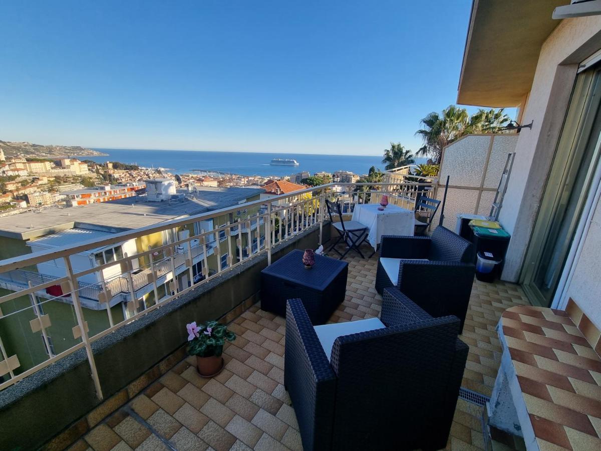 Il Paradiso Del Relax Private Room With Bathroom Parking San Remo Exterior foto